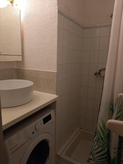 Location Dans Residence Calme, Proche Mer Cavalaire-sur-Mer Eksteriør billede